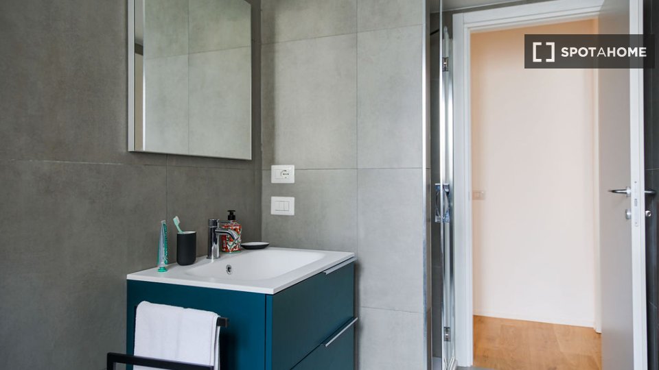 Apartment Milan, 1 bed, 49m² — photo 18
