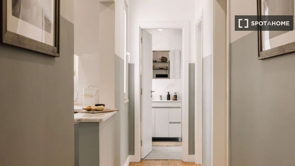 Apartment Lisbon, 2 beds — photo 19