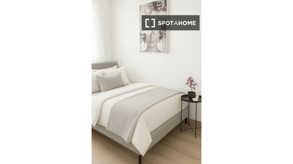 Double room Munich, 4 beds — photo 6