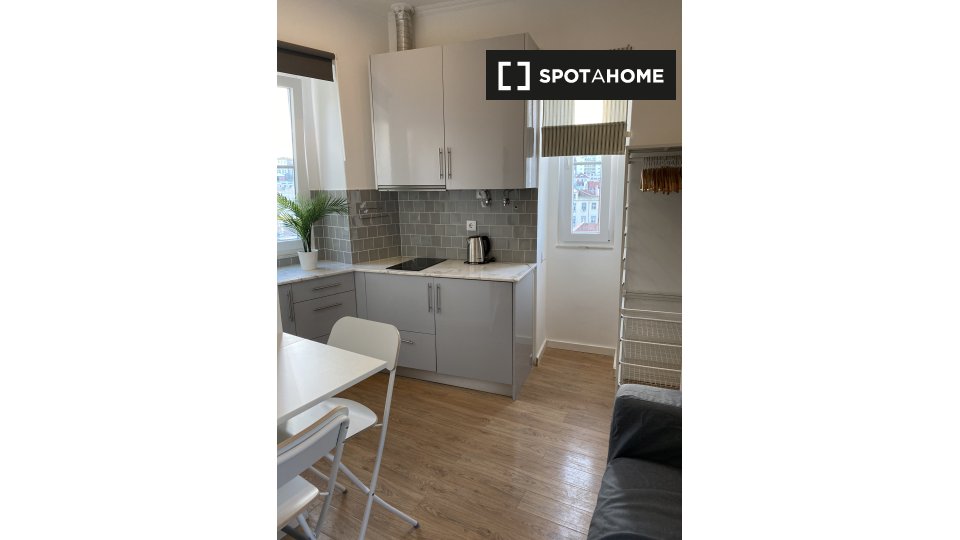 Apartment mono Lisbon, 60m² — photo 13