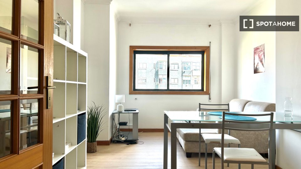 Apartment Porto, 2 beds, 70m² — photo 1