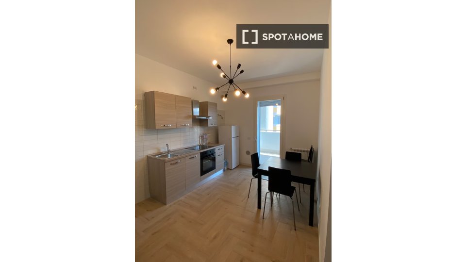 Double room Milan, 2 beds, 70m² — photo 2