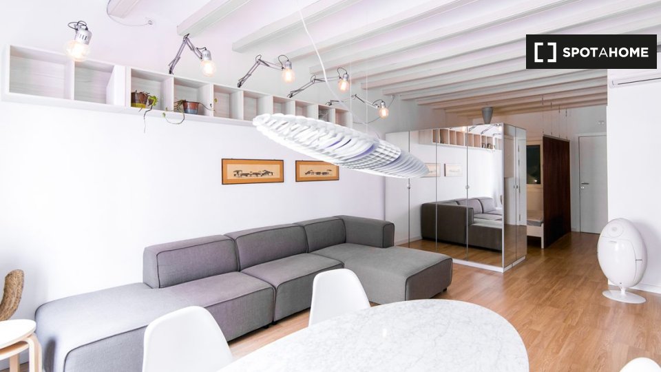 Apartment Barcelona, 1 bed, 50m² — photo 1