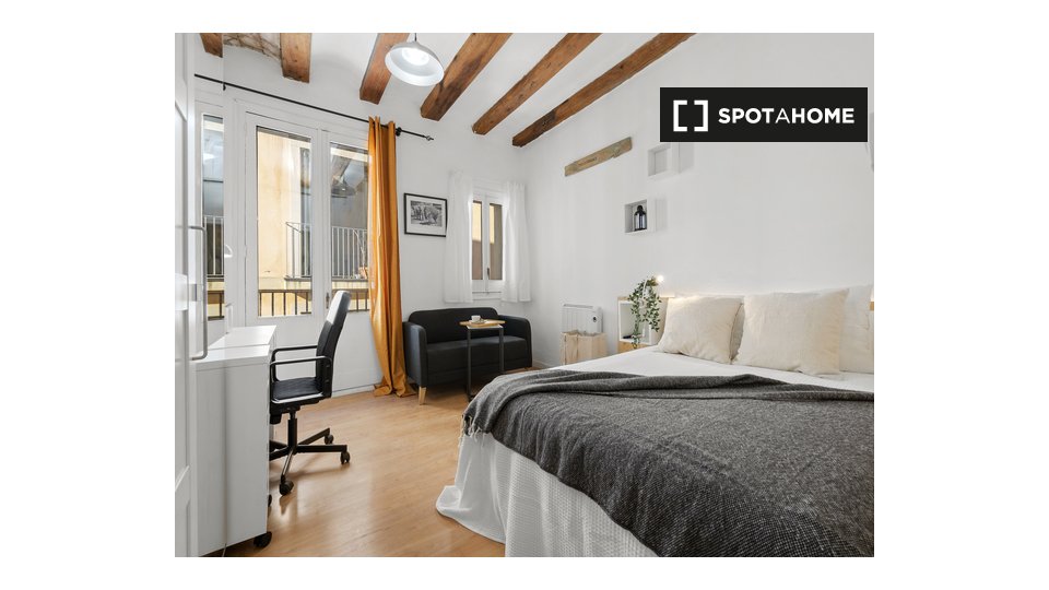 Double room Barcelona, 4 beds — photo 10