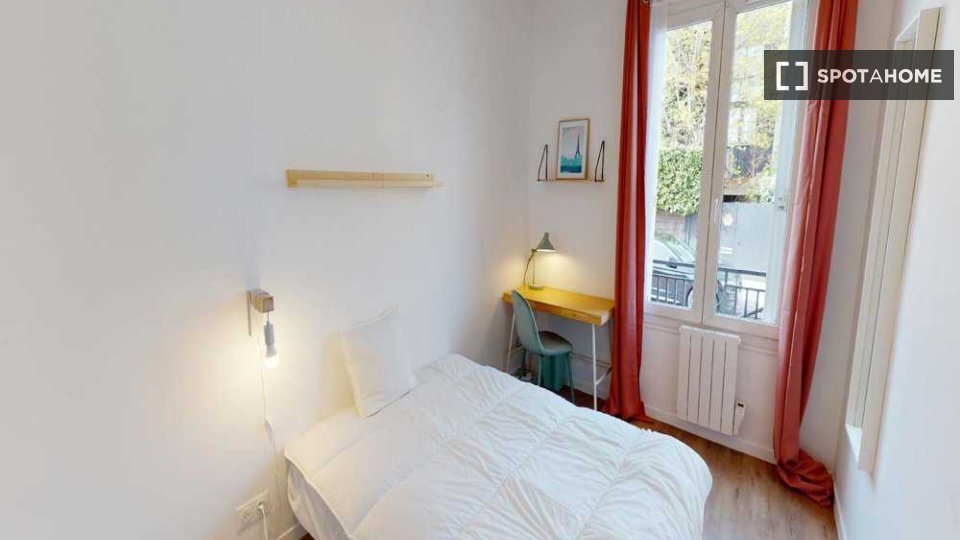 Double room Paris, 11 beds, 190m² — photo 20