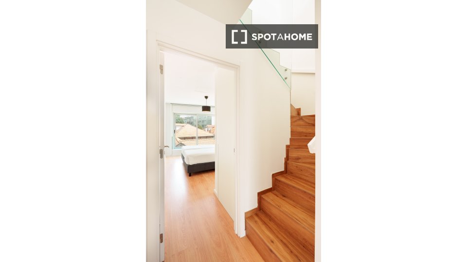 Apartment Porto, 1 bed, 64m² — photo 36