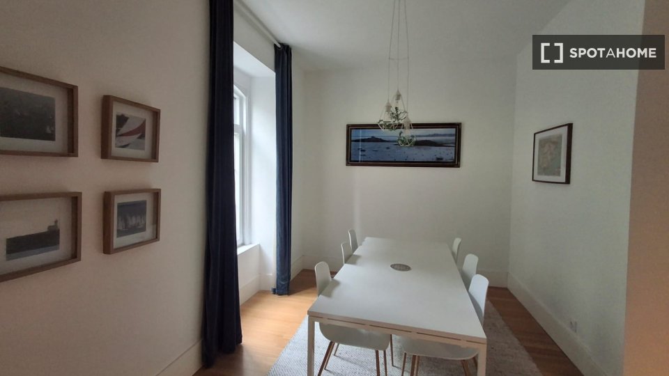 Apartment Lisbon, 3 beds, 125m² — photo 45
