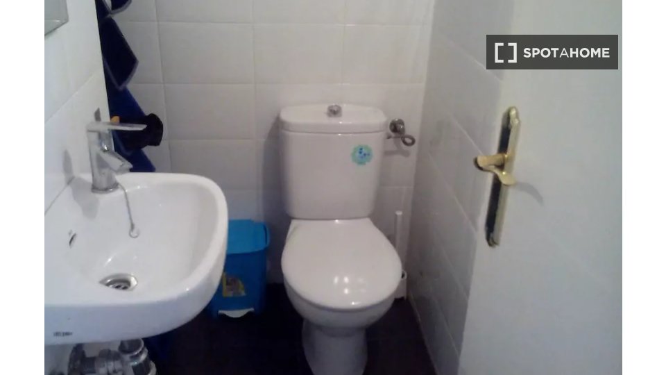 Apartment Barcelona, 3 beds, 65m² — photo 5