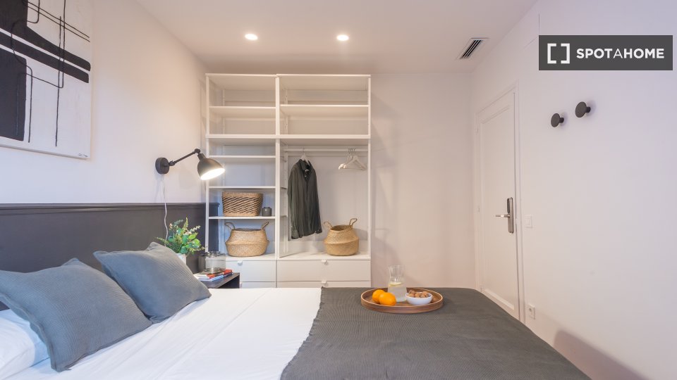 Double room Barcelona, 16 beds, 380m² — photo 14
