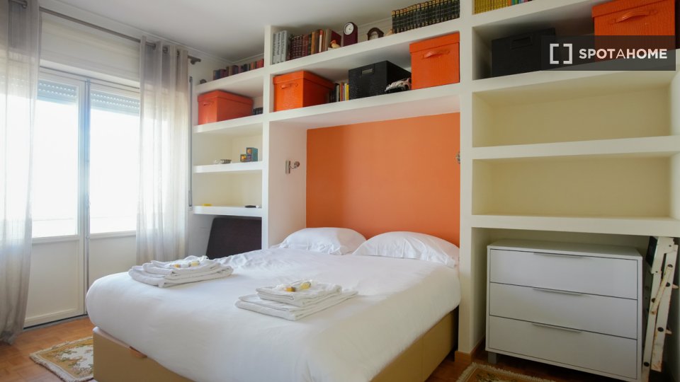 Apartment Lisbon, 1 bed — photo 1