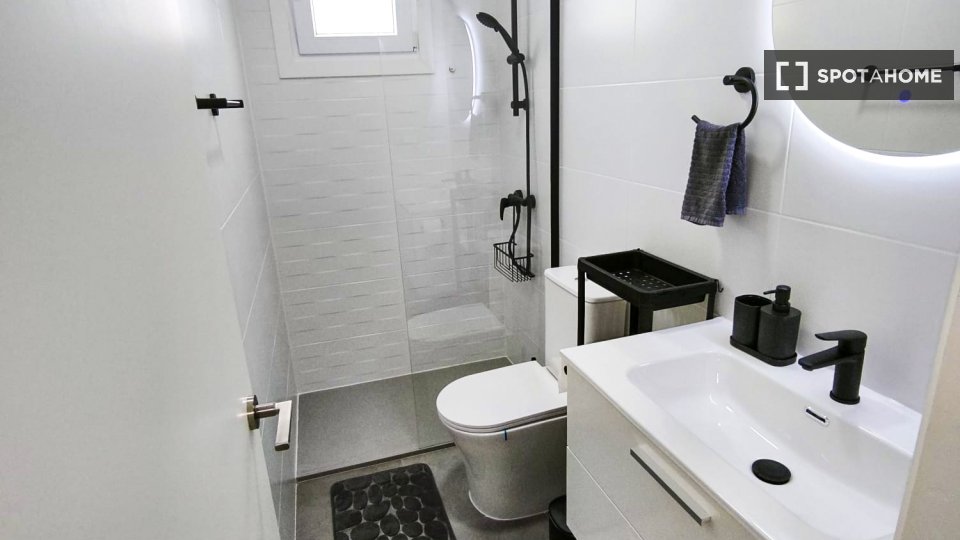 Apartment Alicante, 3 beds, 70m² — photo 10
