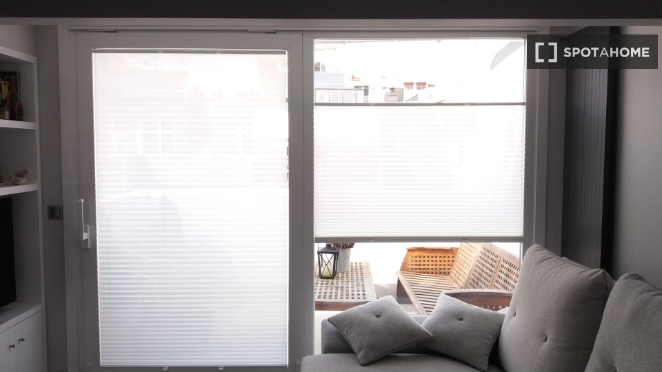 Double room Bilbao, 1 bed, 80m² — photo 5