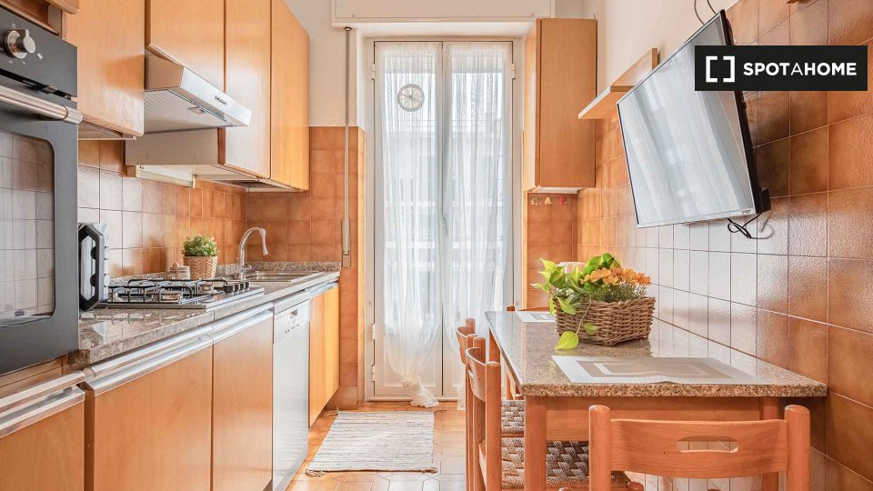 Double room Milan, 4 beds, 90m² — photo 13