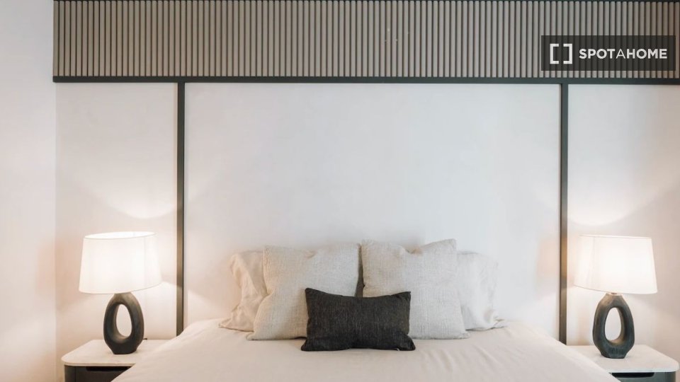 Apartment Lisbon, 2 beds — photo 17