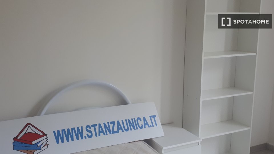 Chambre double Turin, 7 chambres — photo 12