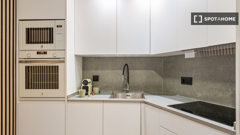 Apartment Madrid, 1 bed, 50m² — photo 5