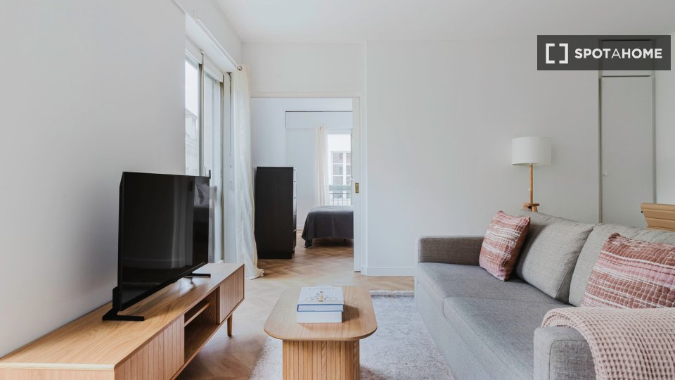 Apartment Paris, 1 bed, 48m² — photo 17