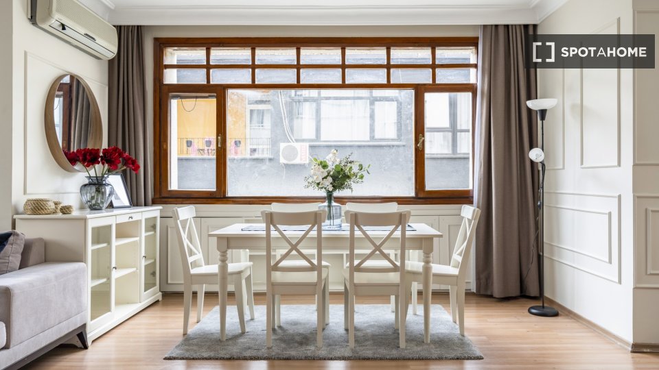 Apartment Istanbul, 1 bed — photo 2