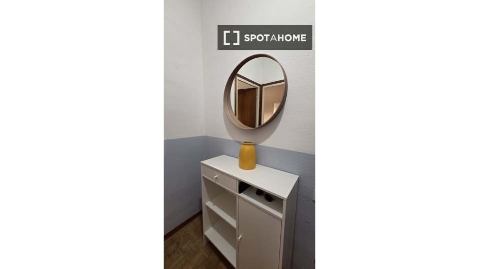 Double room Barcelona, 5 beds, 100m² — photo 8