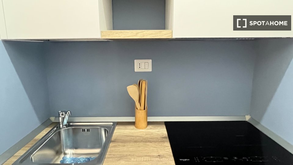 Apartment Milan, 1 bed — photo 12
