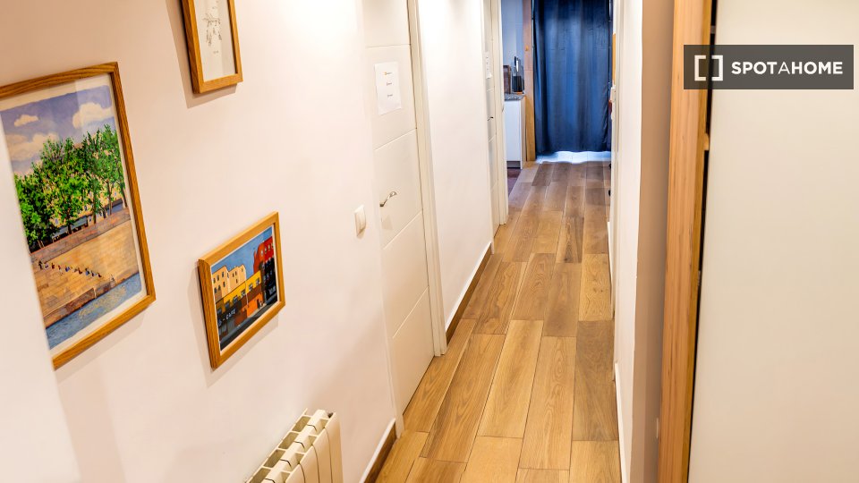 Double room Valencia, 4 beds, 90m² — photo 7