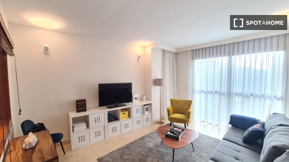 Apartment mono Madrid, 45m² — photo 1