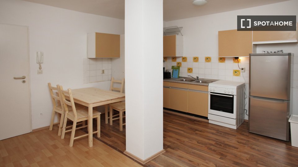 Double room Berlin, 3 beds — photo 4
