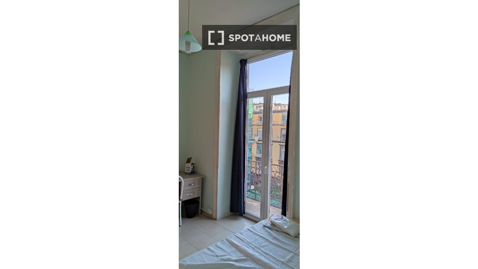 Double room Naples, 5 beds, 120m² — photo 13