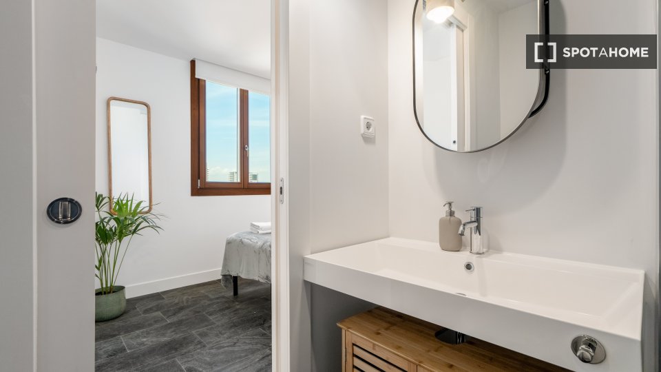 Apartment Madrid, 2 beds, 60m² — photo 18