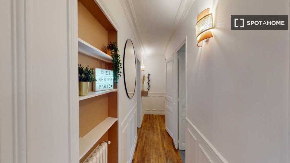 Double room Paris, 4 beds, 80m² — photo 9