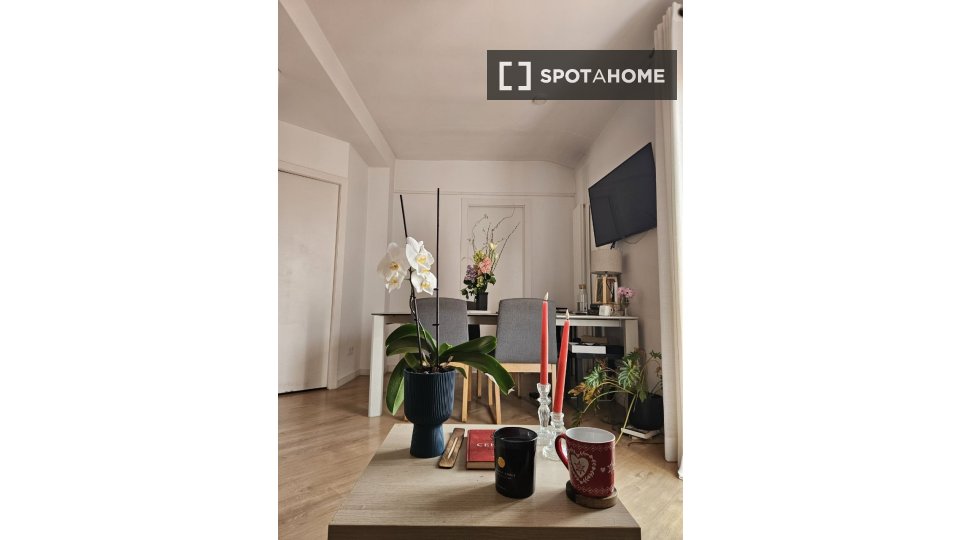 Double room Barcelona, 1 bed, 130m² — photo 6