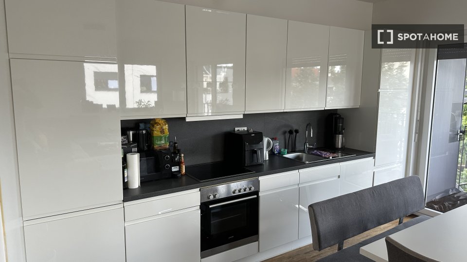 Apartment Frankfurt, 2 beds, 95m² — photo 5