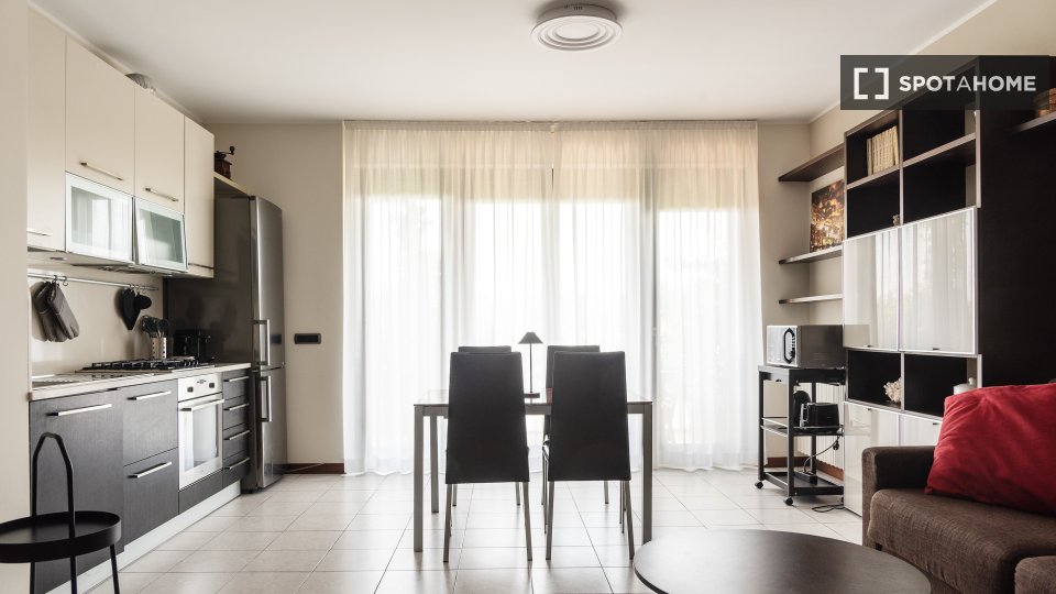 Apartment Milan, 1 bed, 74m² — photo 14