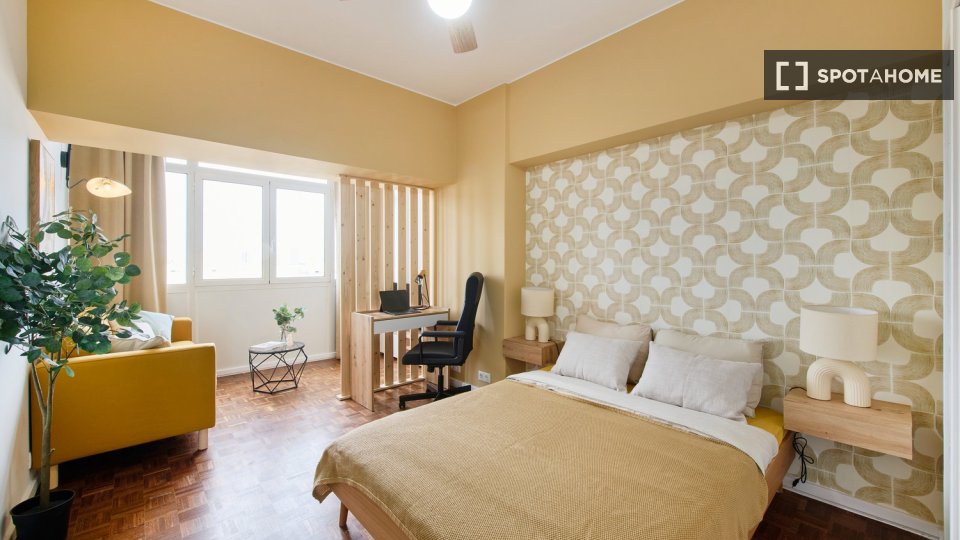 Double room Lisbon, 9 beds — photo 5