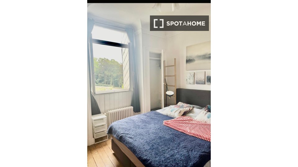 Double room Brussels, 5 beds, 180m² — photo 18