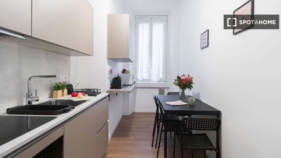 Apartment Milan, 1 bed, 80m² — photo 12