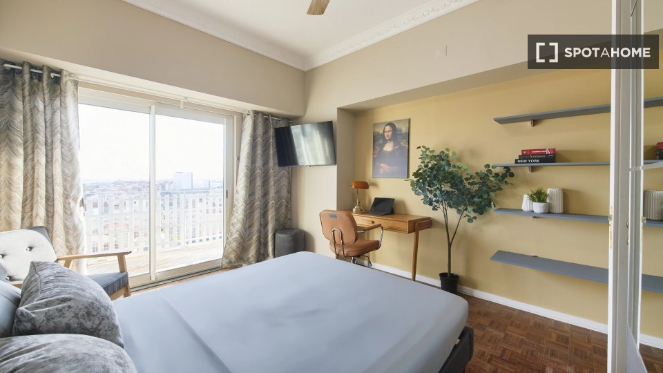 Double room Lisbon, 9 beds — photo 2