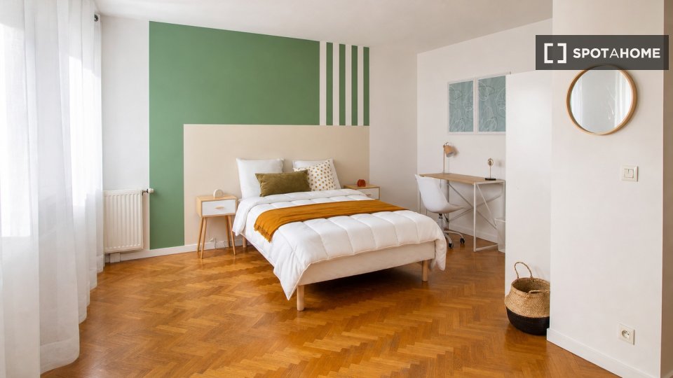 Chambre double Paris, 4 chambres — photo 36