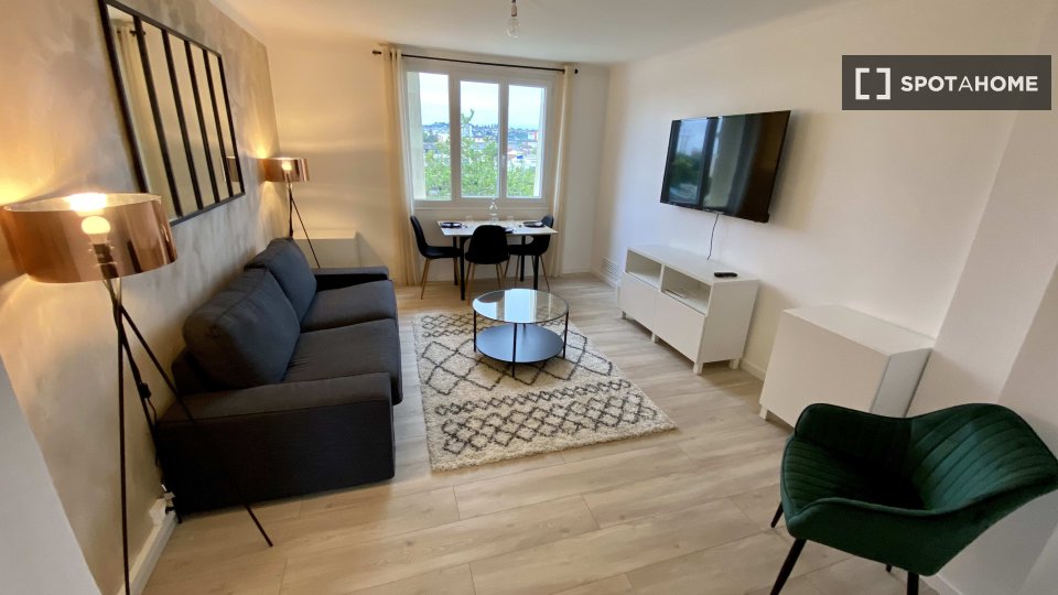 Double room Paris, 3 beds, 66m² — photo 4