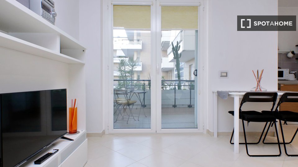 Apartment Rome, 1 bed — photo 5