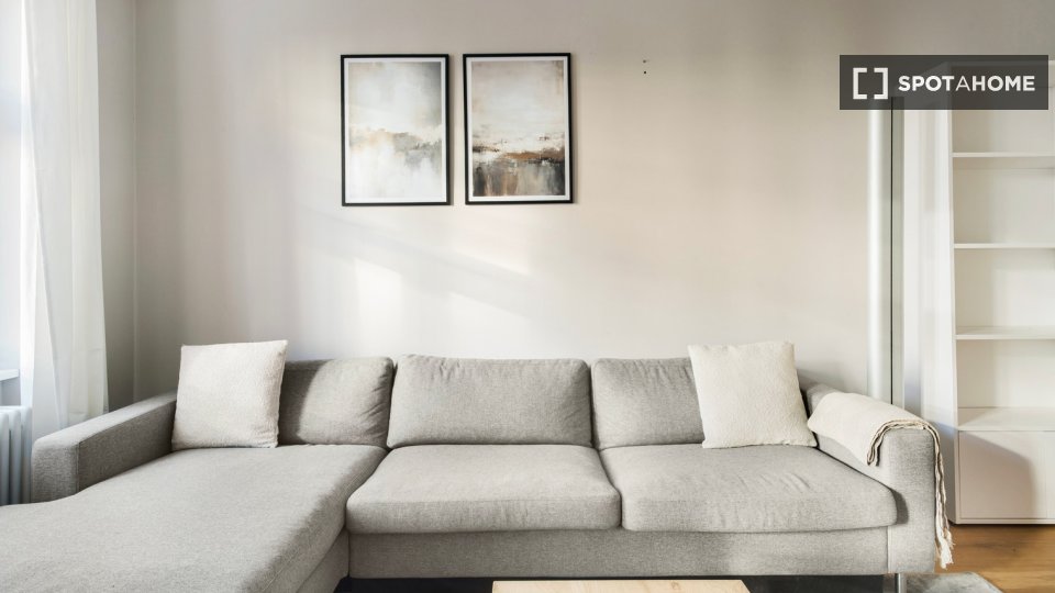 Apartment Berlin, 1 bed, 67m² — photo 1