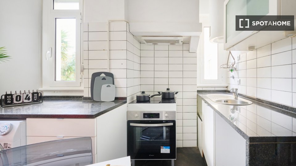 Double room Lisbon, 4 beds — photo 20