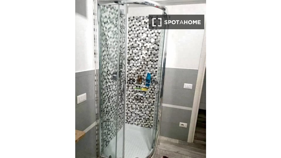 Double room Rome, 4 beds, 145m² — photo 5