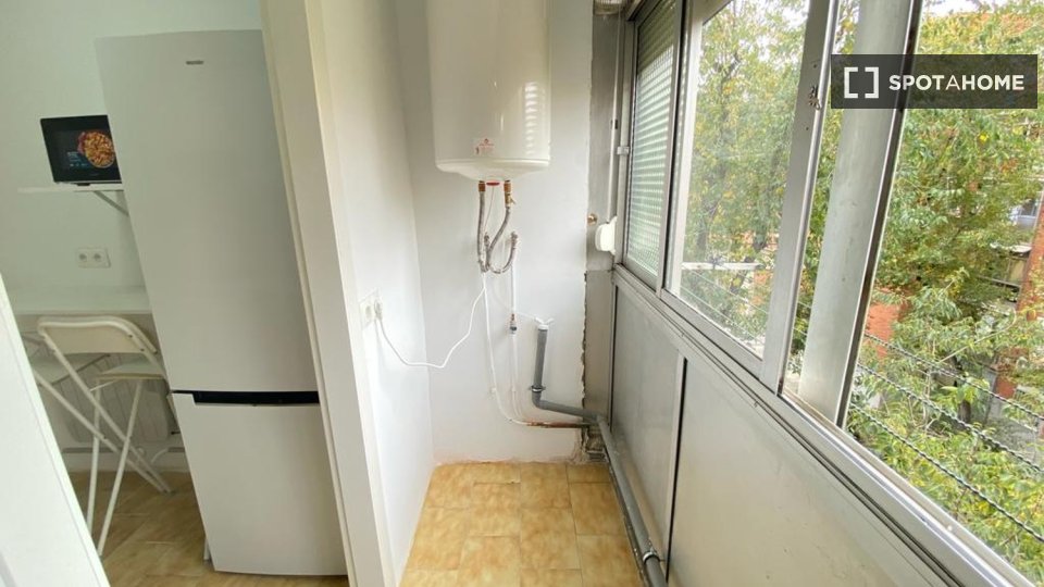Double room Madrid, 4 beds — photo 12