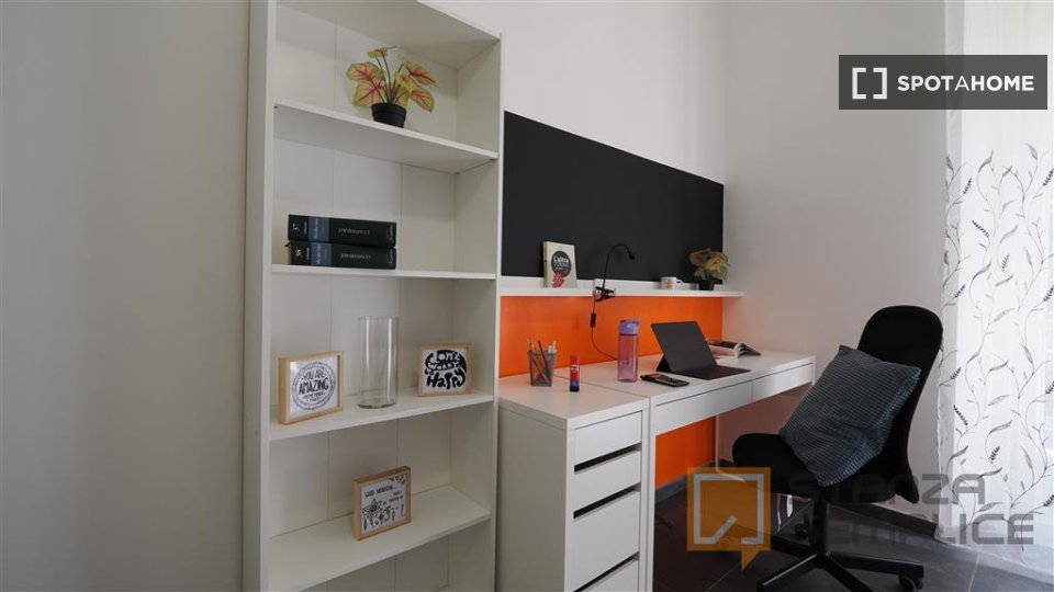 Double room Turin, 6 beds — photo 8