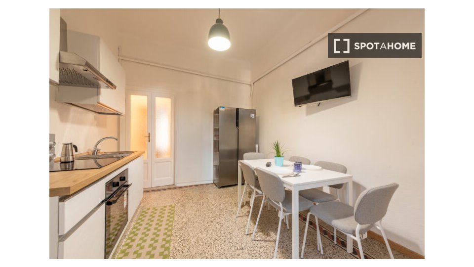 Double room Milan, 5 beds — photo 11