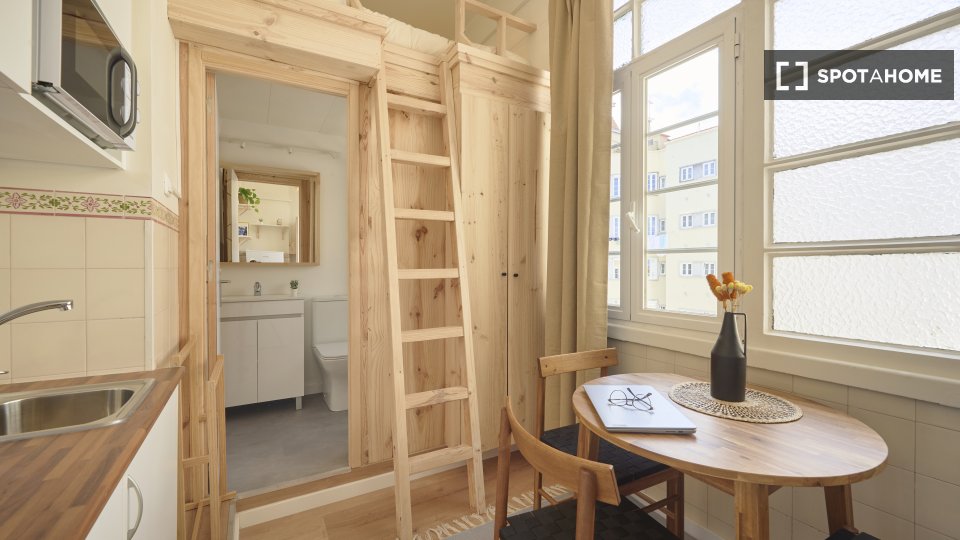 Apartment mono Lisbon — photo 9