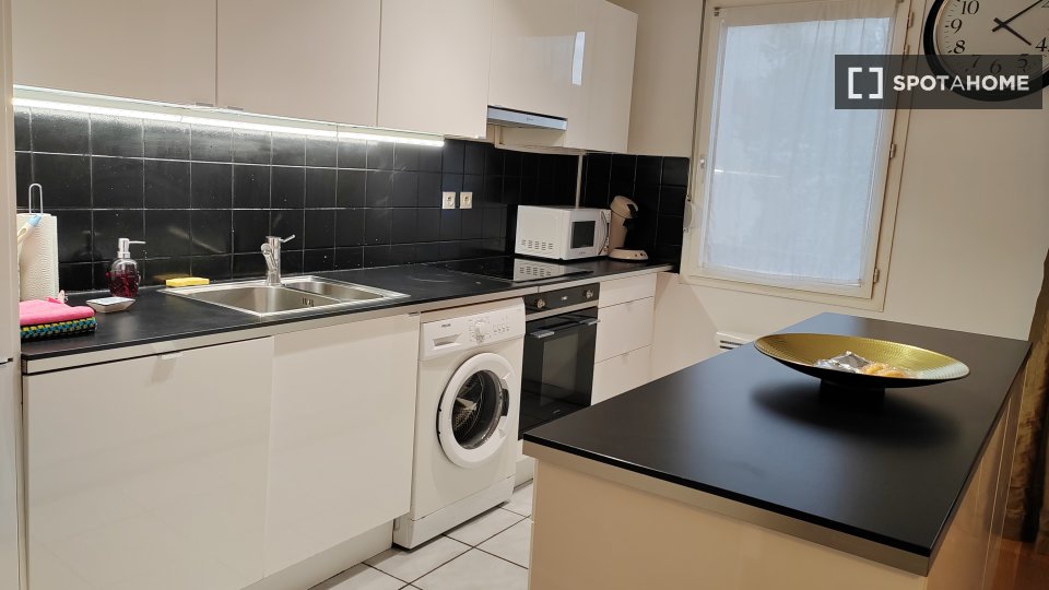 Apartment Lyon, 2 beds, 65m² — photo 10