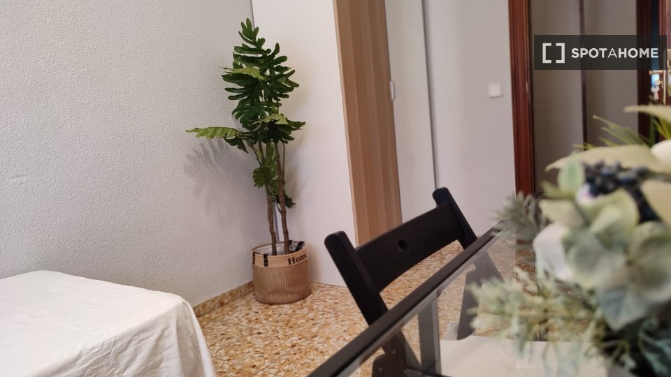 Habitación doble Madrid, 4 habitaciones — foto 12