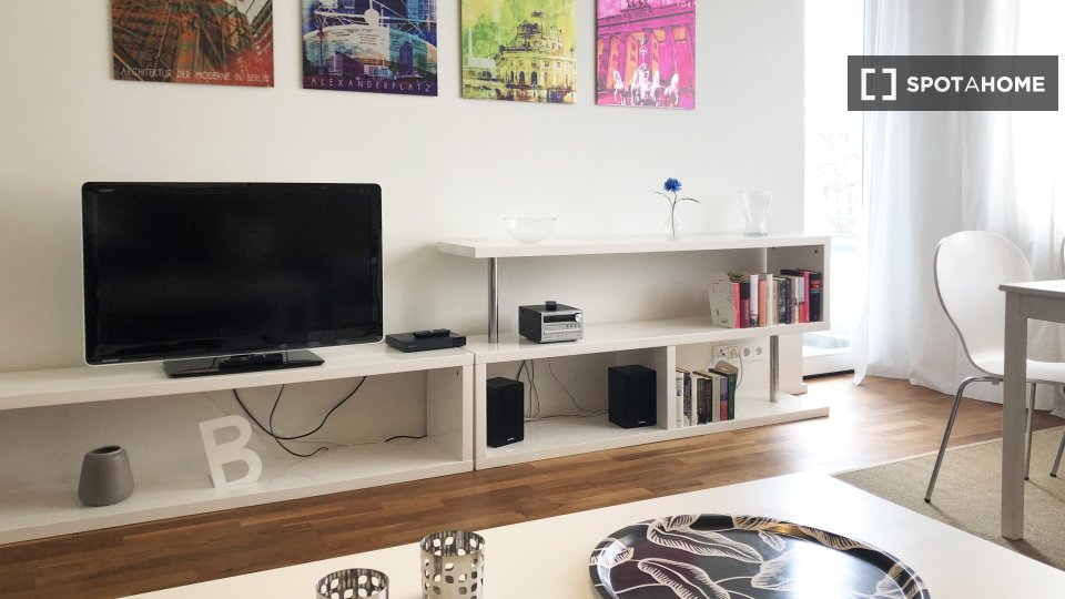 Apartment Berlin, 2 beds, 63m² — photo 12
